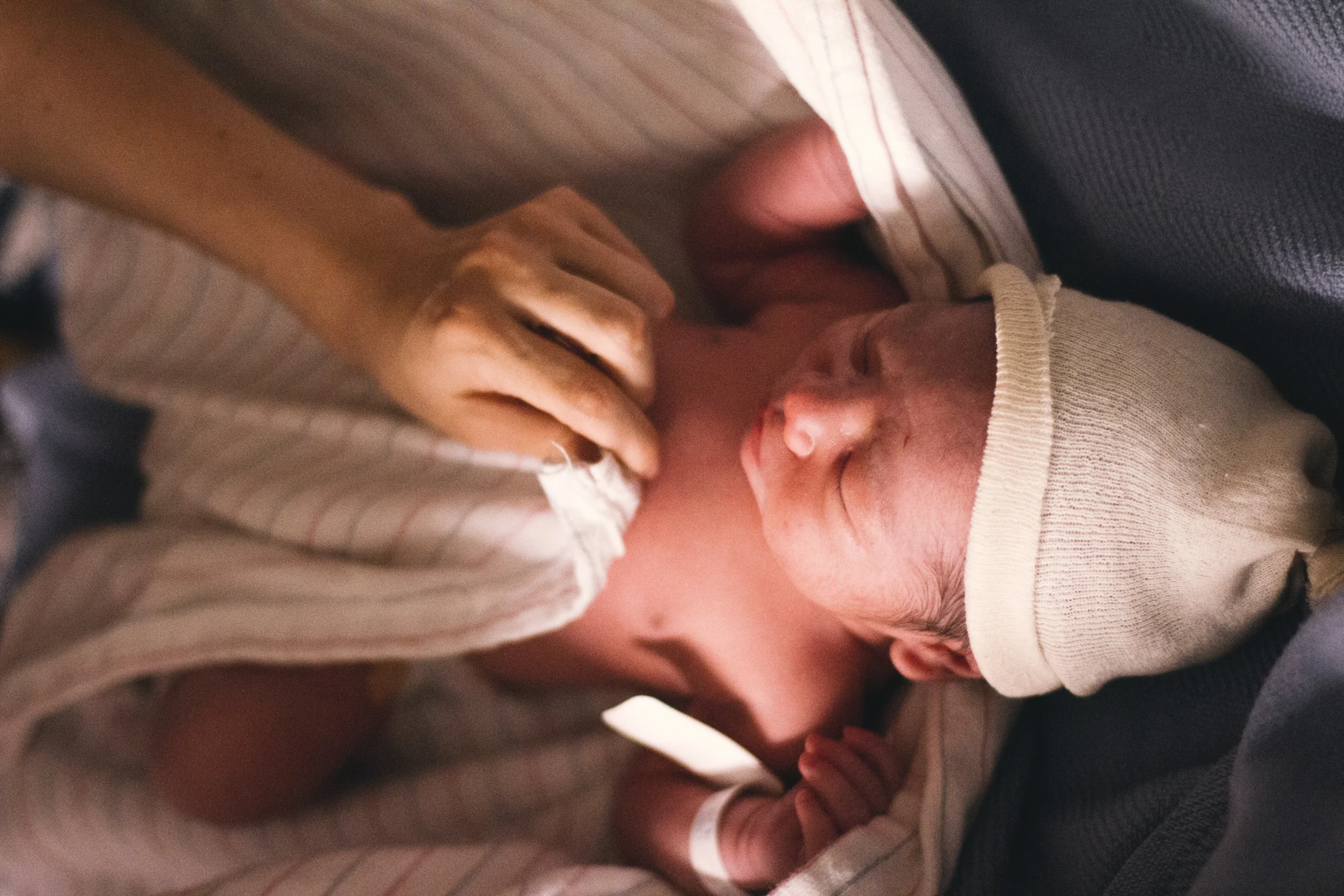 U1: die erste Untersuchung für das neugeborene Kind